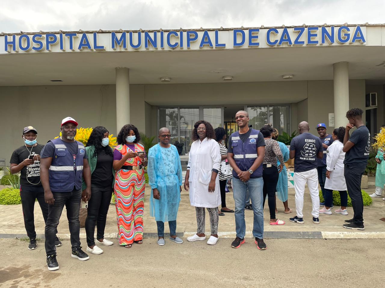 Entrega de donativos ao Hospital Municipal do Cazenga