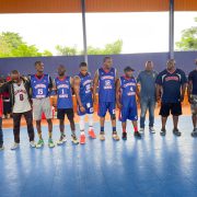 CAIMANEROS VENCEM QUADRANGULAR DE BASQUETEBOL  EM ALUSÃO AO MES DA PAZ
