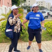 CAIMANEROS PRESTAM SOLIDARIEDADE PARTICIPANDO EM CONSULTAS MEDICA GRATUITAS NA COMUNA DA VILA FLOR