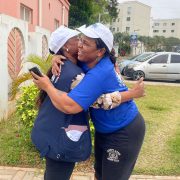 CAIMANEROS PRESTAM SOLIDARIEDADE PARTICIPANDO EM CONSULTAS MEDICA GRATUITAS NA COMUNA DA VILA FLOR